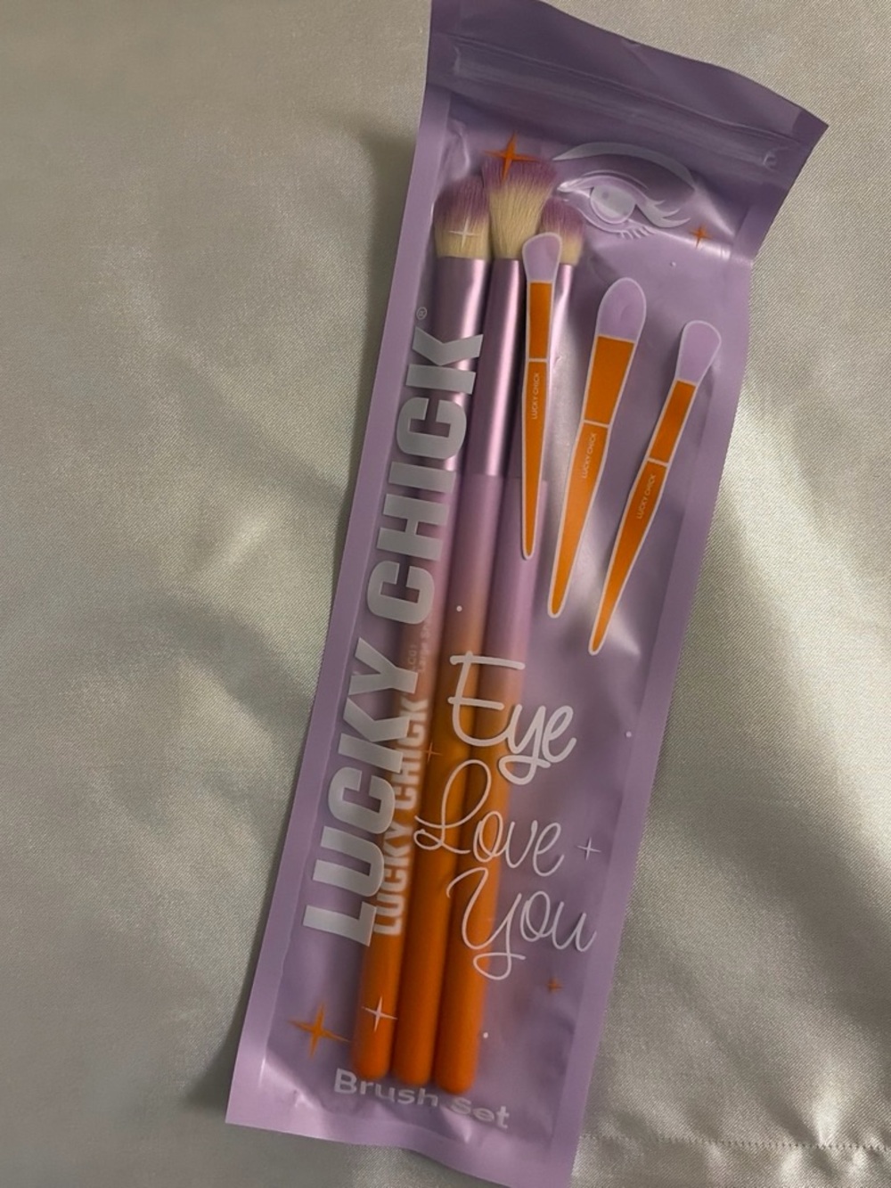 LUCKY CHICK Lavender & Orange Eye Brush Set